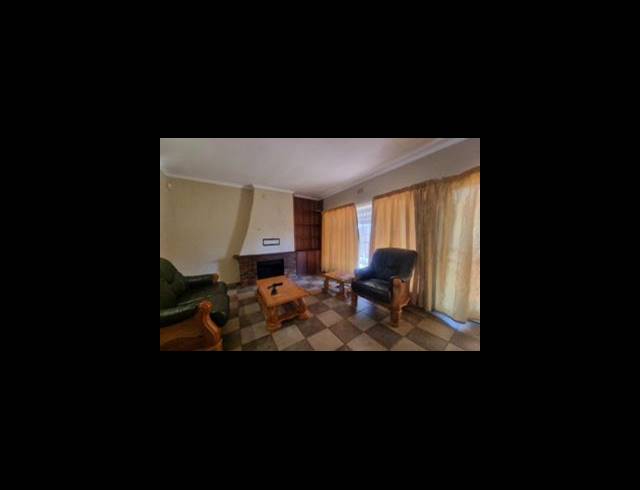 4 BEDROOM HOUSE FOR SALE IN SINOVILLE